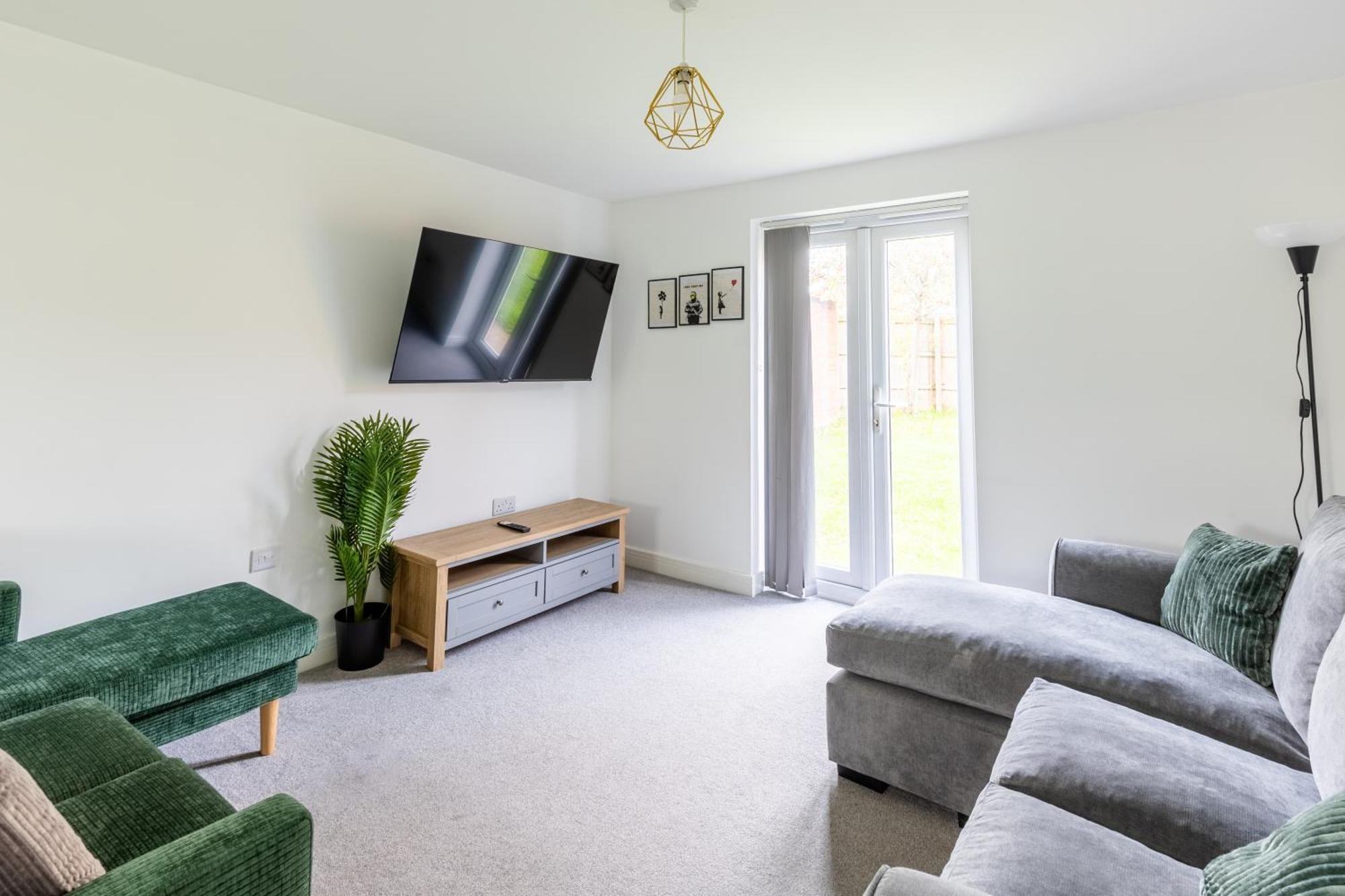 Spacious 4-Bedroom Home Near City Centre With Parking Nottingham Dış mekan fotoğraf